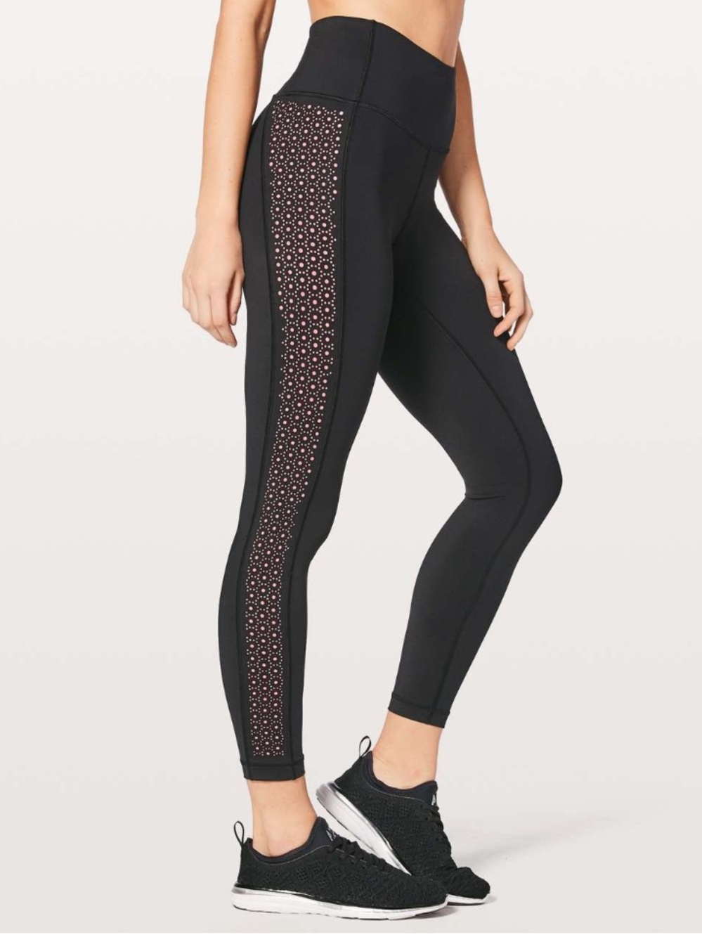 Lululemon Colour Me Quick 7/8 Tight 25"
Black / Flash Light Tone size 8